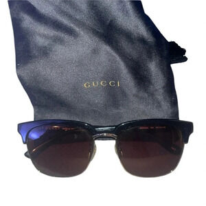 Vintage Gucci Wayfair Style Sunglasses With Case